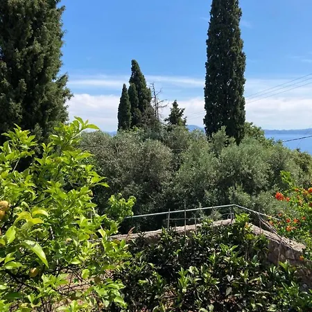 Apartment Aliki's Comfortable Holiday Apartments-great Location *
