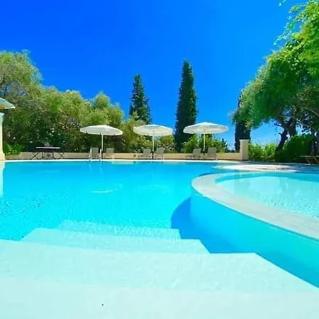 Aliki's Comfortable Holiday Apartments-great Location Apartament Nisaki (Corfu)