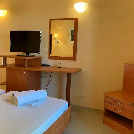 Apartment Aliki's Comfortable Holiday Apartments-great Location *
